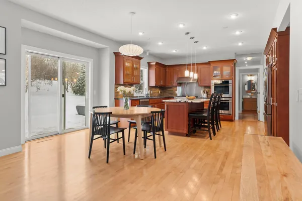 $710,000 | 8048 Marsh Creek Alcove, Woodbury, MN 55125