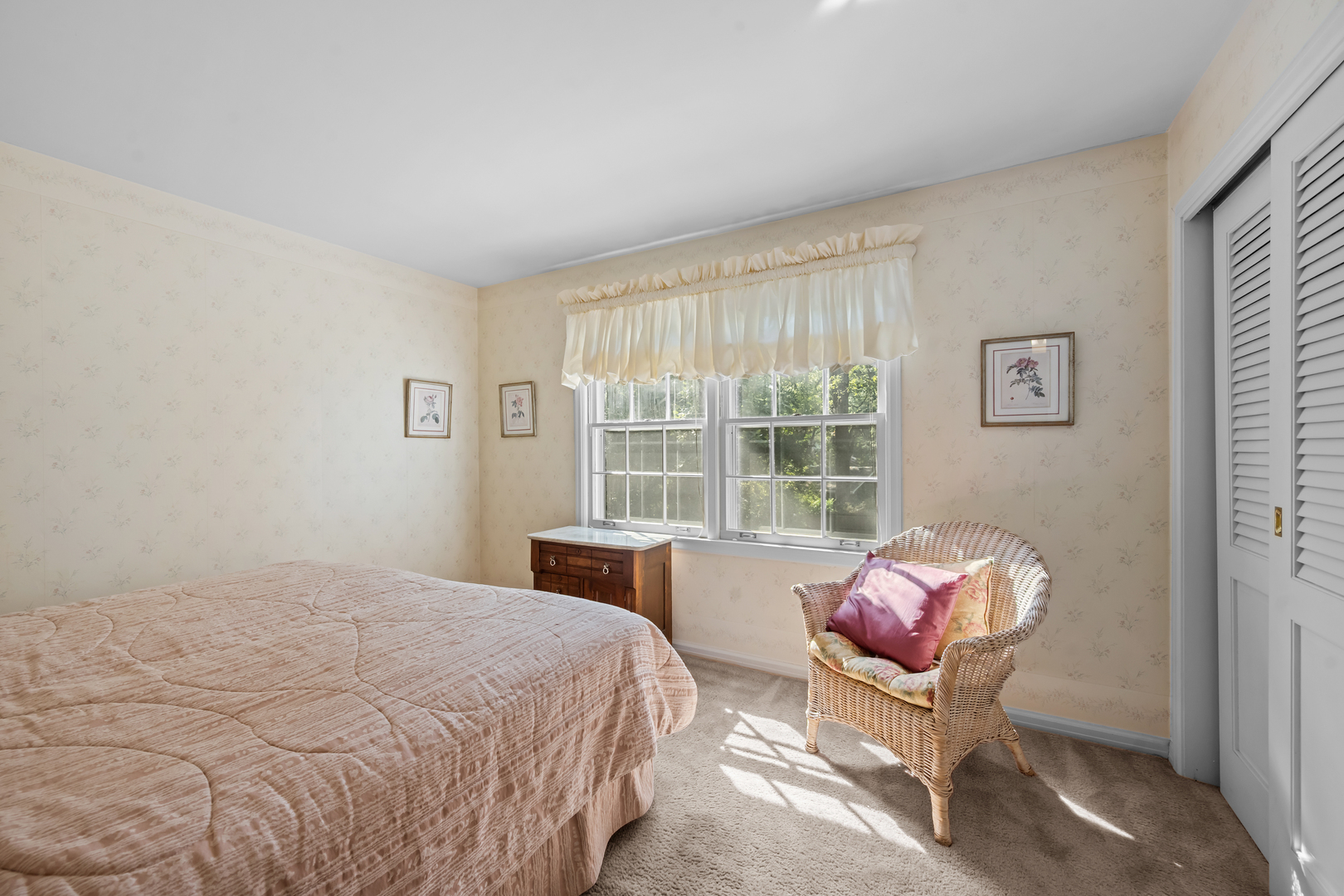 1010 South Green Bay Road Lake Forest, IL 60045 - Photo 19 of 25 a bedroom with a bed chair and window