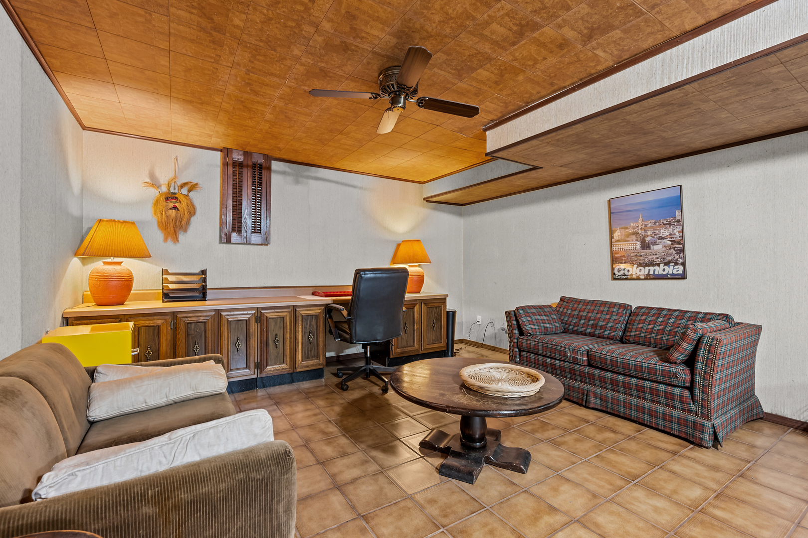 1010 South Green Bay Road Lake Forest, IL 60045 - Photo 22 of 25 a living room with furniture and a rug