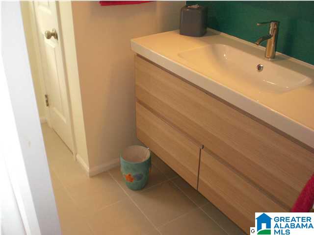1779 Indian Hills Road Pelham, AL 35124 - Photo 20 of 27