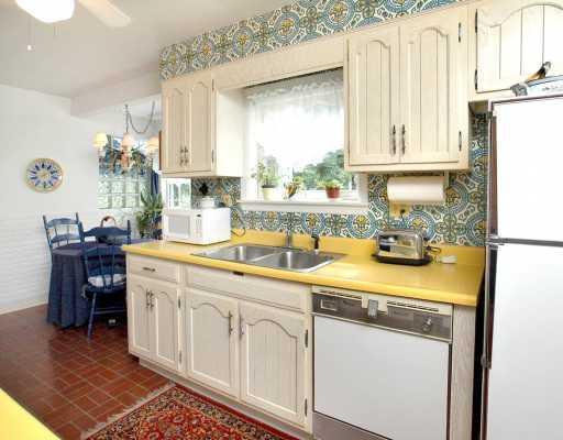 Kitchen. 