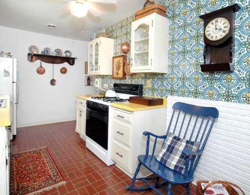 Kitchen. 