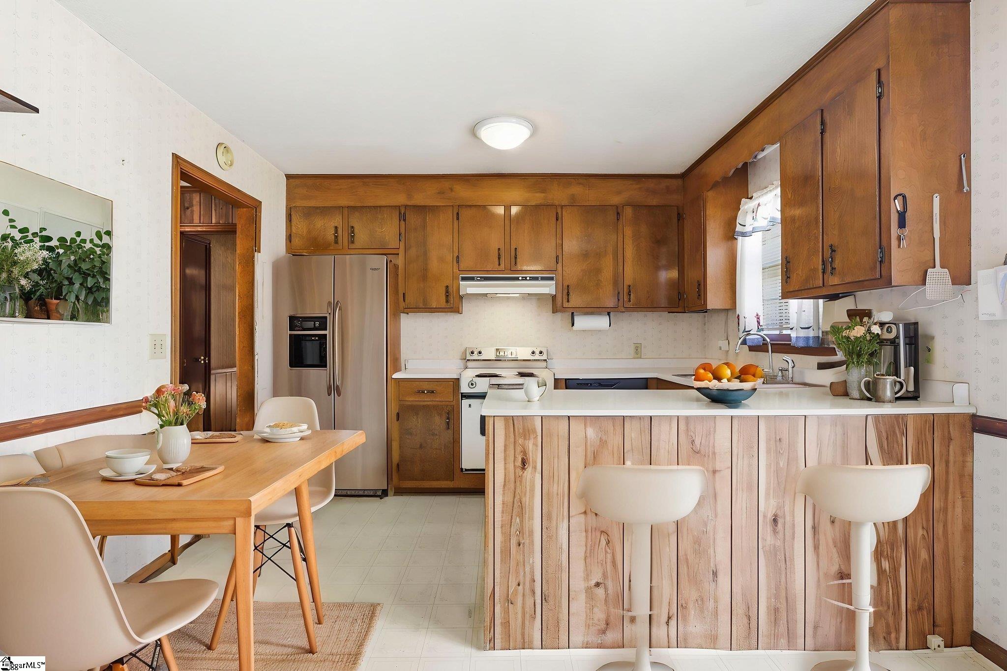 305 Vine Hill Road Greenville, SC 29607 - Photo 13 of 39