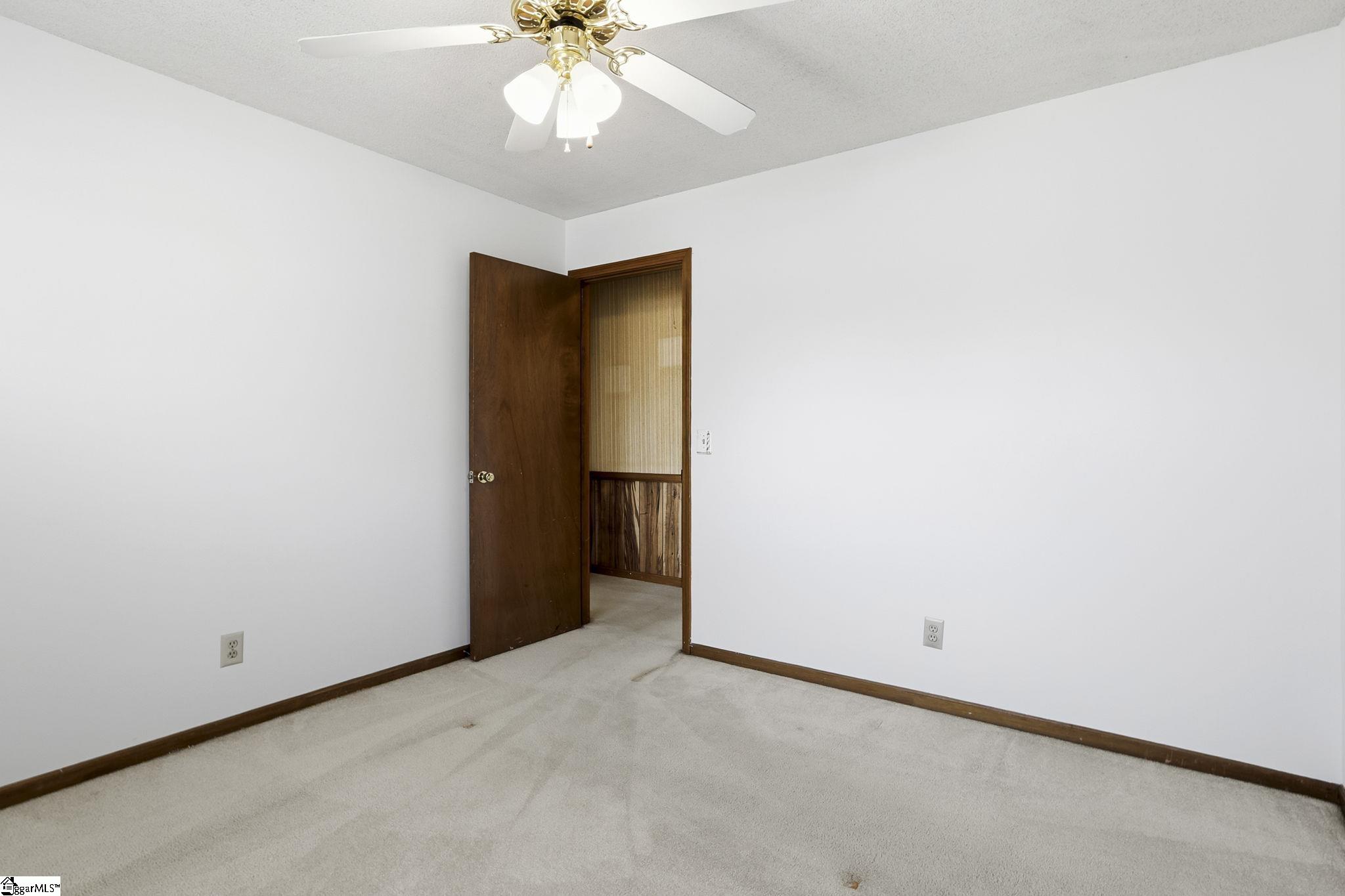 305 Vine Hill Road Greenville, SC 29607 - Photo 25 of 39