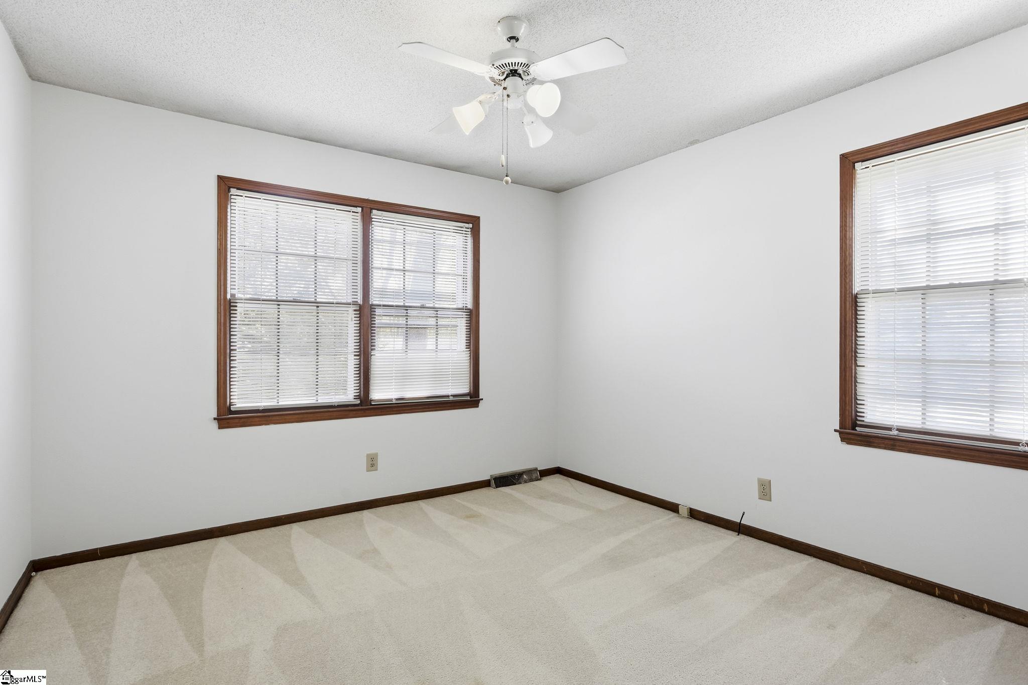 305 Vine Hill Road Greenville, SC 29607 - Photo 26 of 39