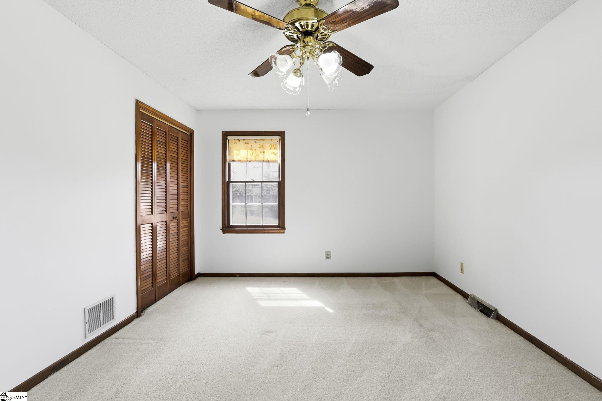 305 Vine Hill Road Greenville, SC 29607 - Photo 27 of 39