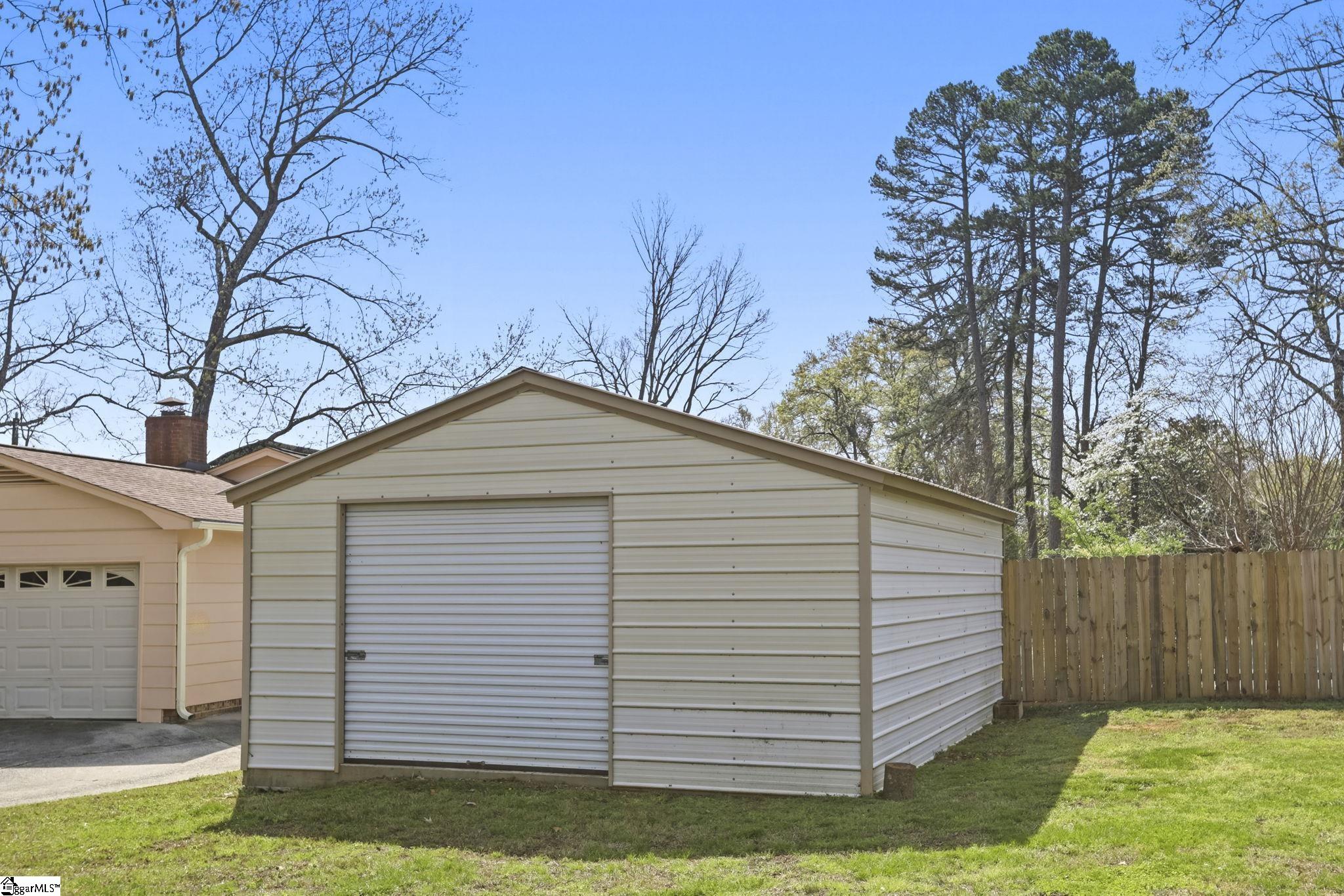 305 Vine Hill Road Greenville, SC 29607 - Photo 37 of 39