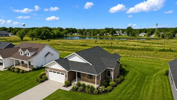 $445,000 | 322 Willow Street, Pardeeville, WI 53954