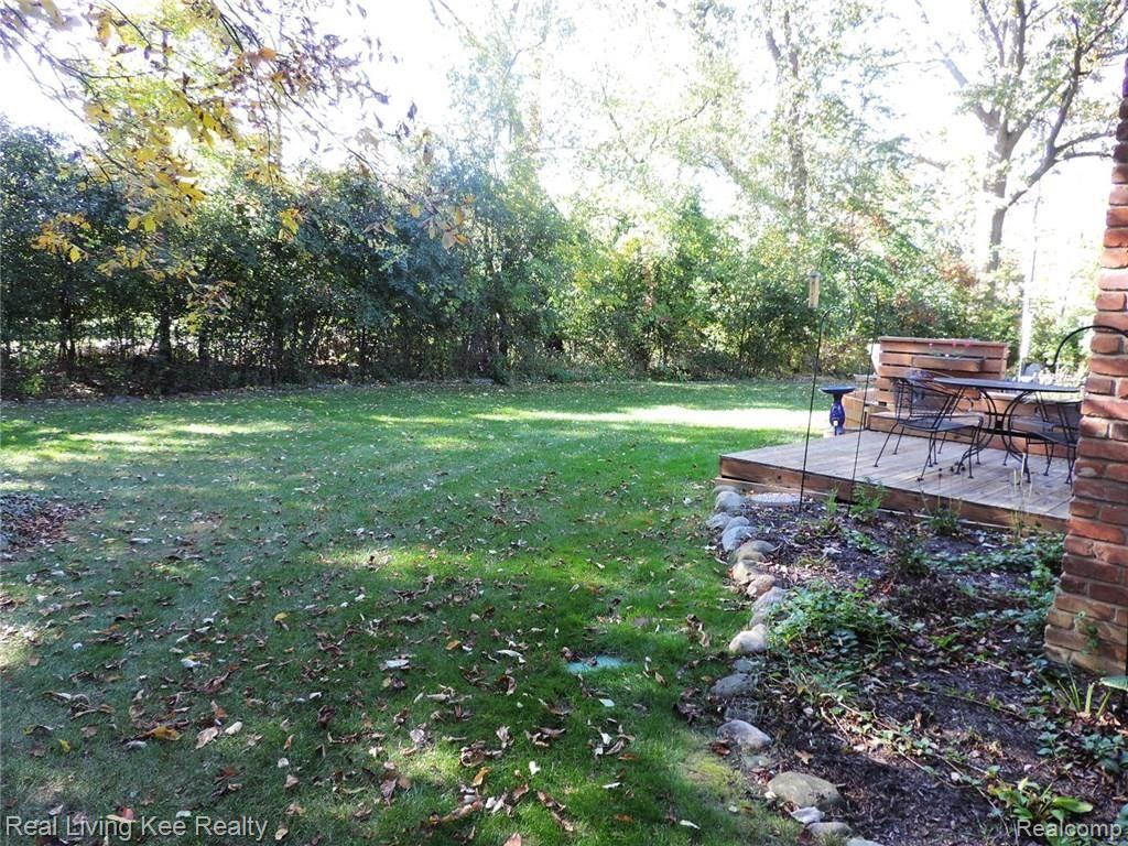 3787 Summit Ridge Drive Rochester, MI 48306 - Photo 39 of 47 yard.jpg