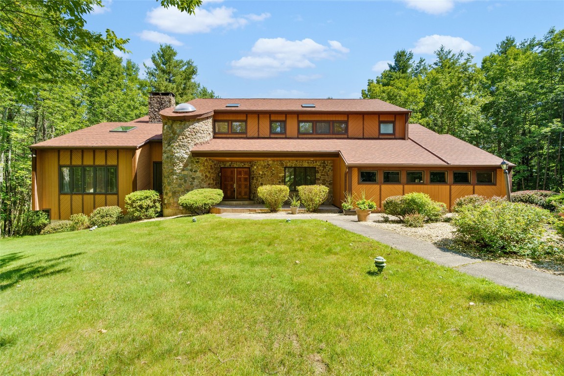 927 Jensen Road Vestal, NY 13850 - Photo 1 of 43 Gallery Image 1