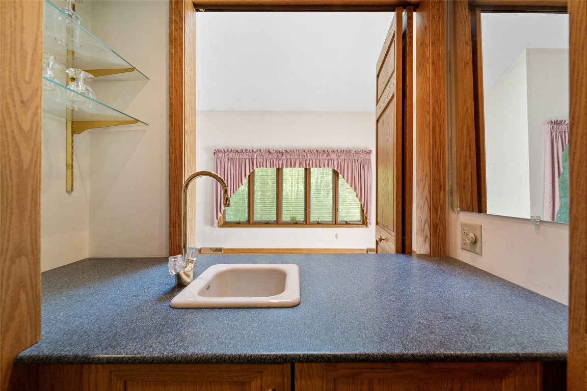 927 Jensen Road Vestal, NY 13850 - Photo 17 of 43 Gallery Image 17
