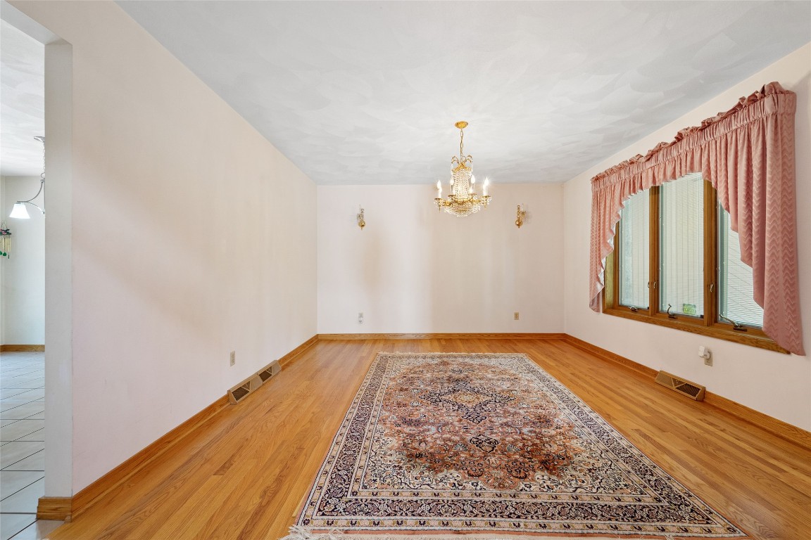 927 Jensen Road Vestal, NY 13850 - Photo 20 of 43 Gallery Image 20