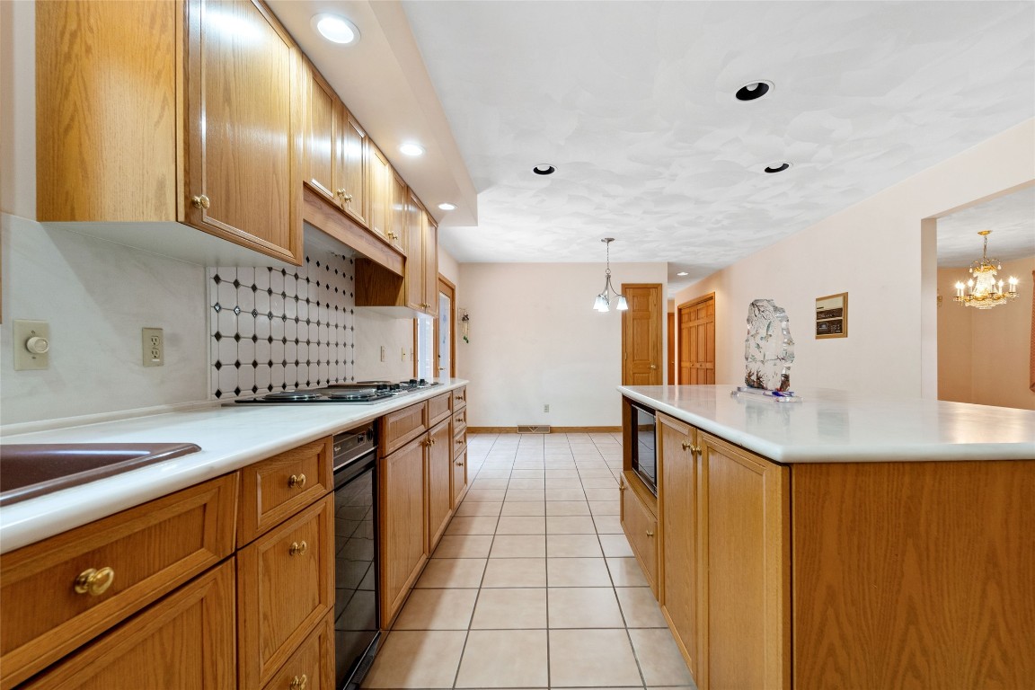 927 Jensen Road Vestal, NY 13850 - Photo 22 of 43 Gallery Image 22