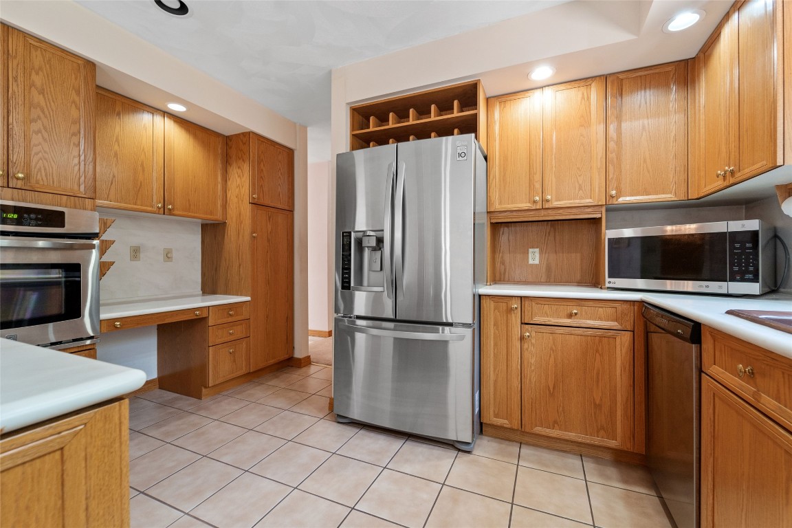 927 Jensen Road Vestal, NY 13850 - Photo 23 of 43 Gallery Image 23