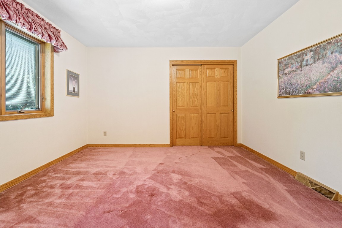 927 Jensen Road Vestal, NY 13850 - Photo 30 of 43 Gallery Image 30