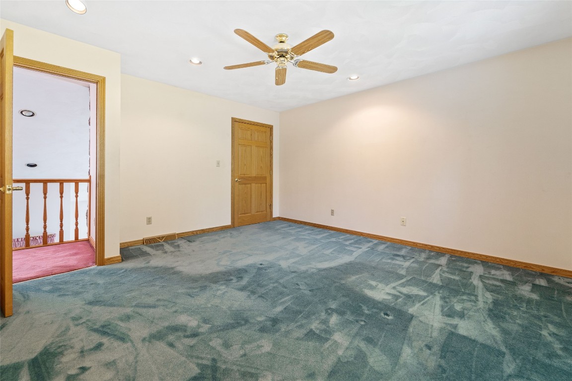 927 Jensen Road Vestal, NY 13850 - Photo 32 of 43 Gallery Image 32