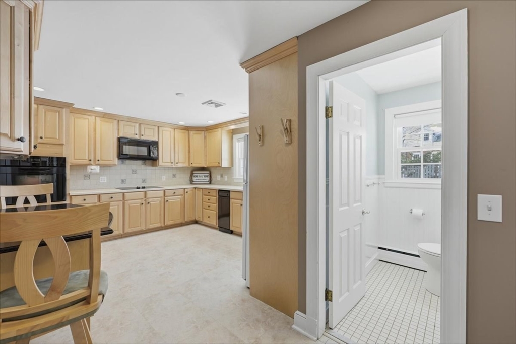 130 Braemoor Road Brockton, MA 02301 - Photo 13 of 42