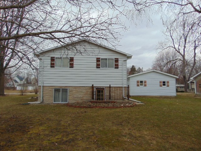 335 South Ithaca Street Ithaca, MI 48847 - Photo 26 of 28 1873017-25.JPG