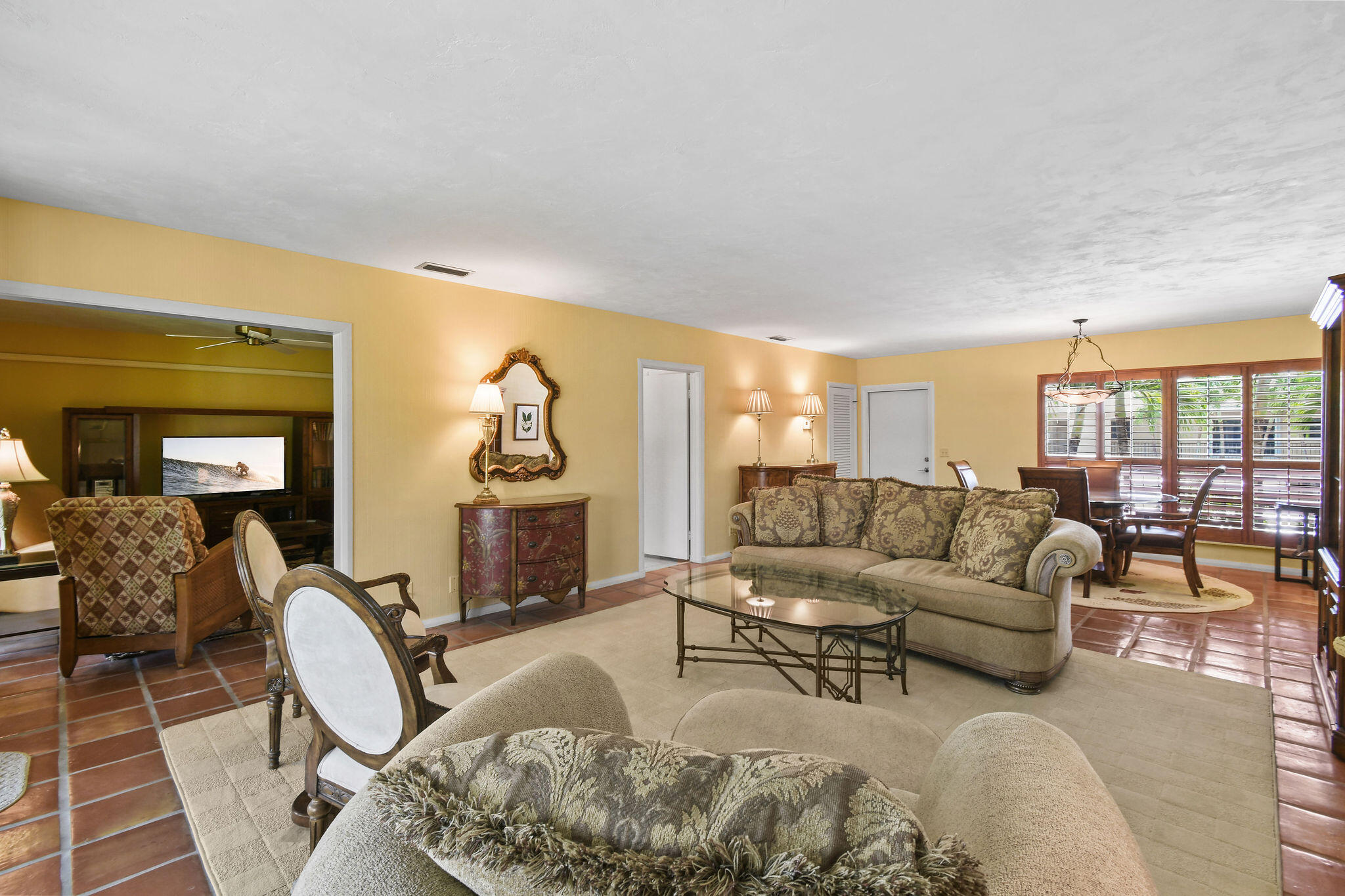 3 Southeast Turtle Creek Drive, Unit E Tequesta, FL 33469 - Photo 7 of 50 3SETurtleCreekDr,UnitE(11)