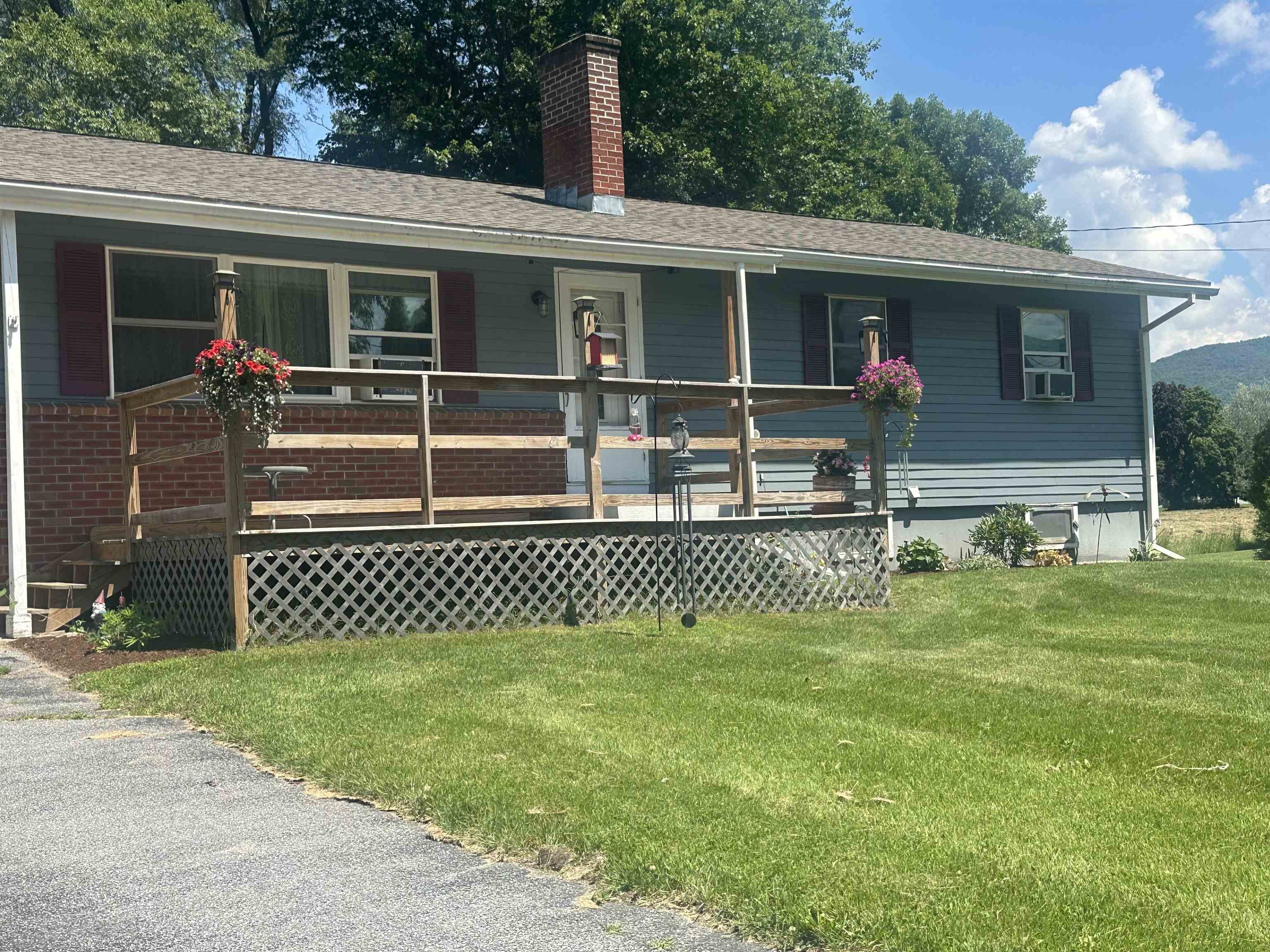 35 Ossie Road Middlebury, VT 05753 - Photo 11 of 37