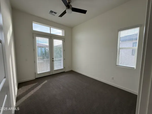 $699,900 | 1555 East Ocotillo Road, Unit 20, Phoenix, AZ 85014