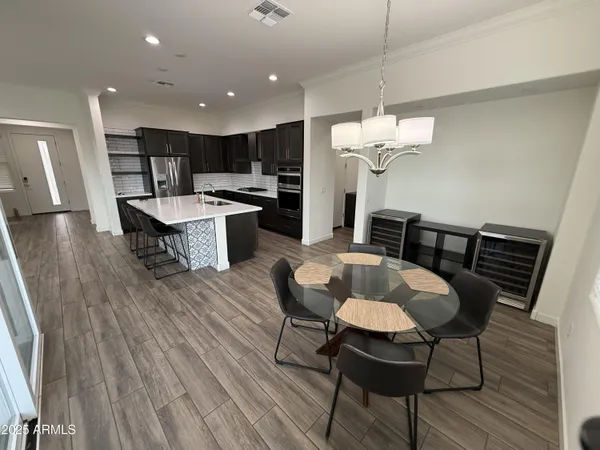 $699,900 | 1555 East Ocotillo Road, Unit 20, Phoenix, AZ 85014