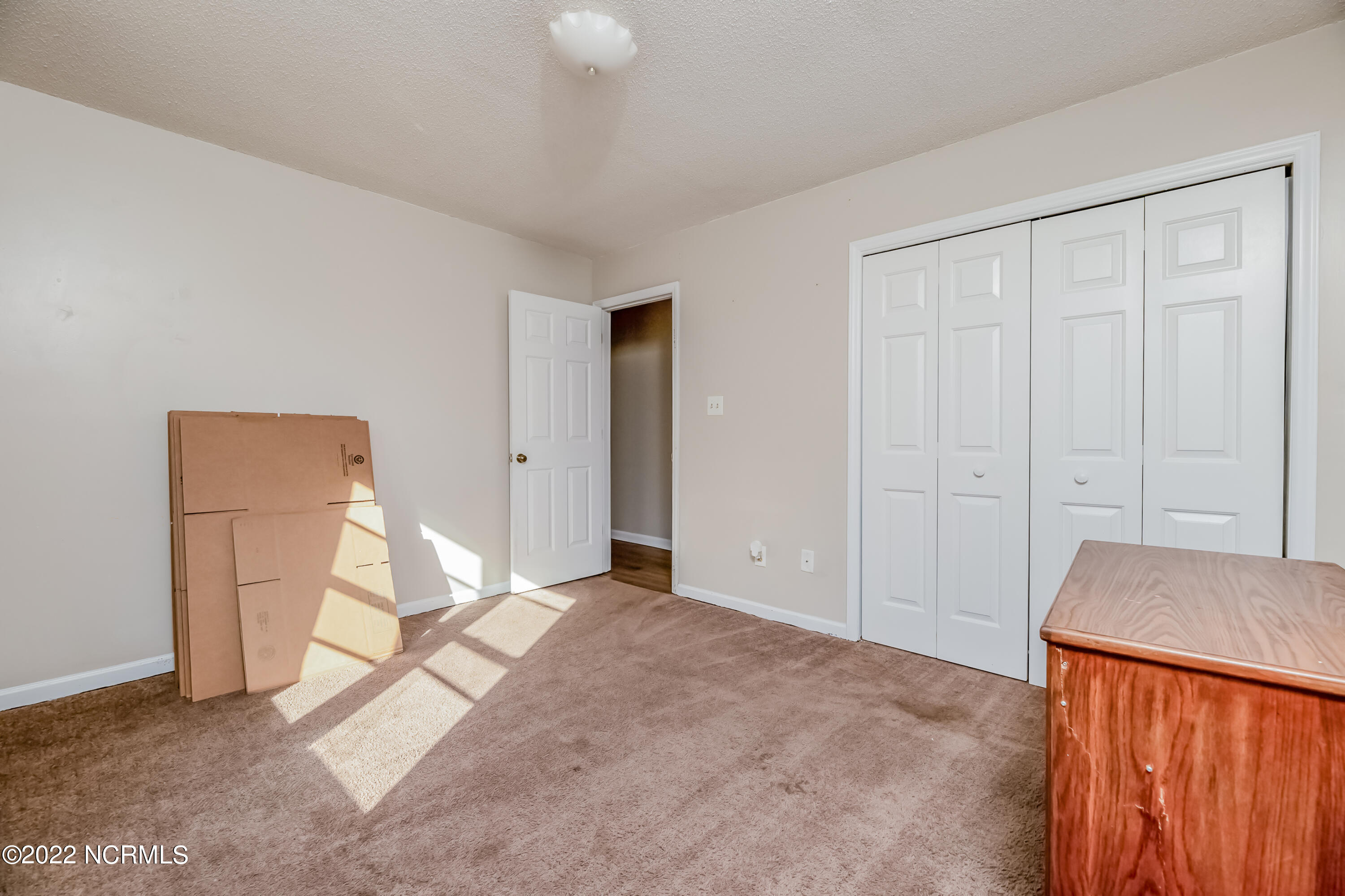 108 Raintree Circle Jacksonville, NC 28540 - Photo 25 of 34 37BED2