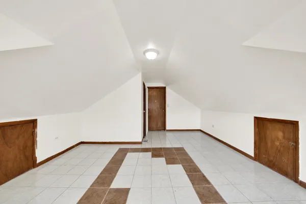 a view of a room with an empty space