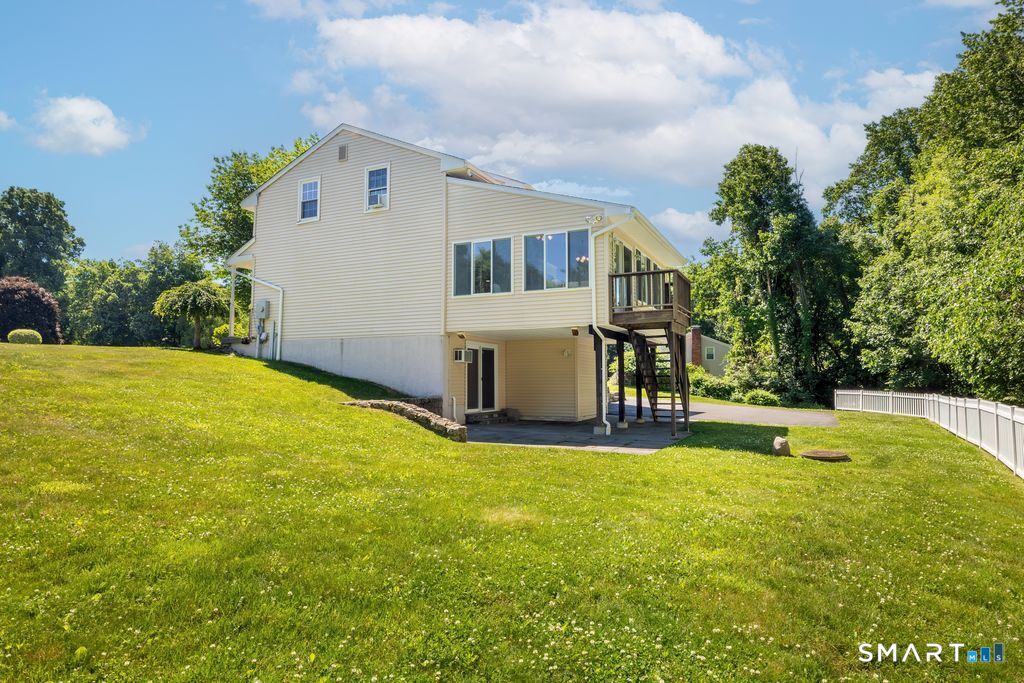 152 Holmes Road Ridgefield, CT 06877 - Photo 29 of 39