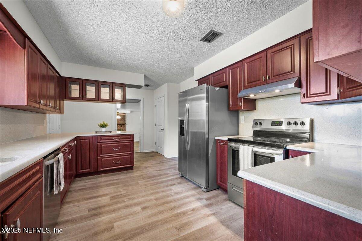 2608 Ridgecrest Avenue Orange Park, FL 32065 - Photo 13 of 46 24-JAXREP_2608_Ridgecrest_Ave_Orange_Par