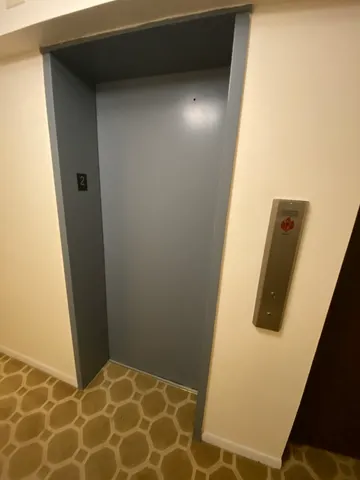 $1,585 | 5240 Galitz Street, Unit 101, Skokie, IL 60077