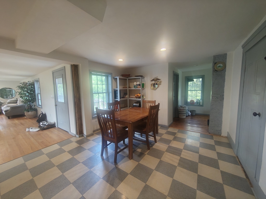 34 George Street Mendon, MA 01756 - Photo 10 of 34