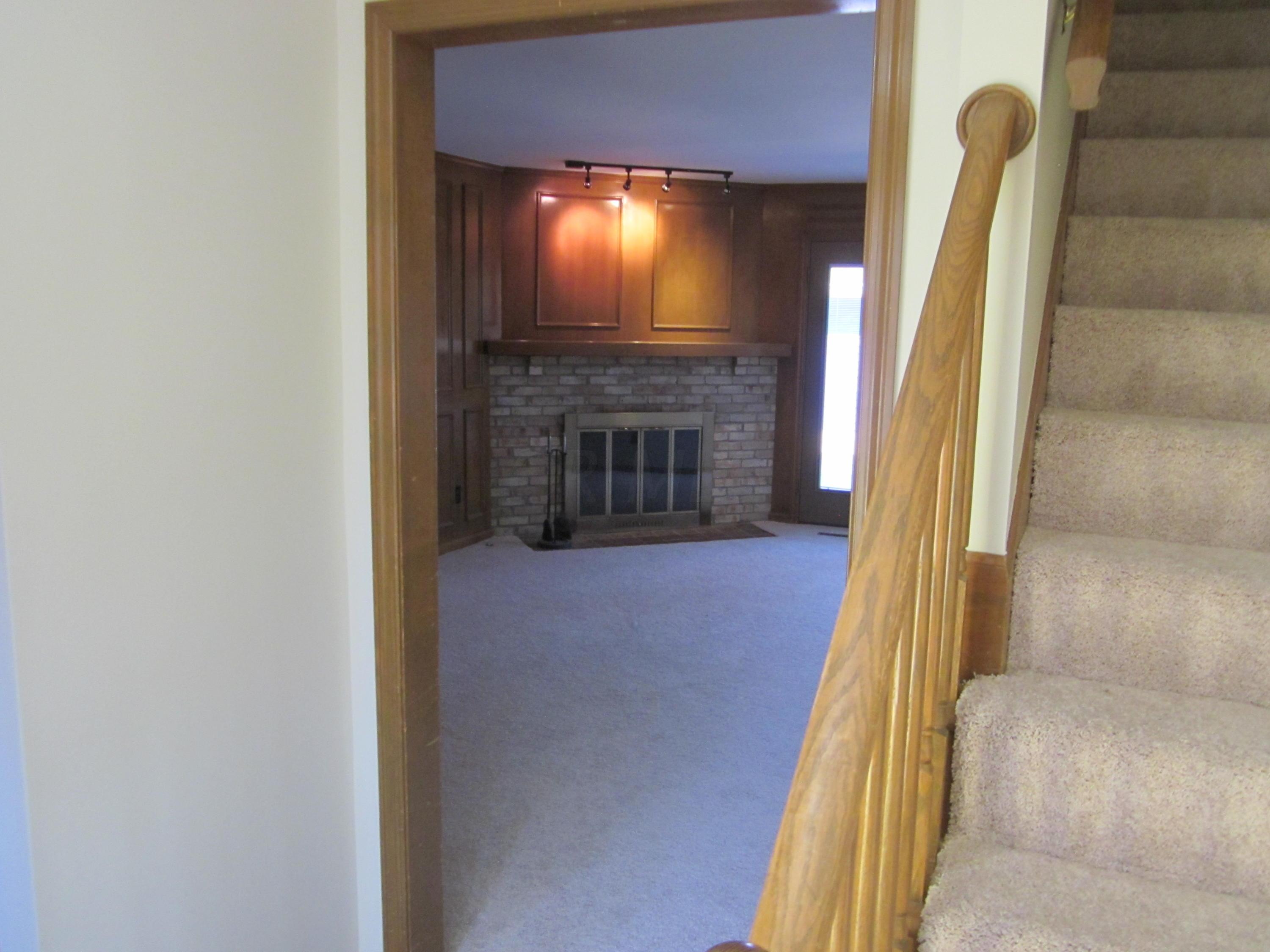 230 North Merkle Road Columbus, OH 43209 - Photo 5 of 33