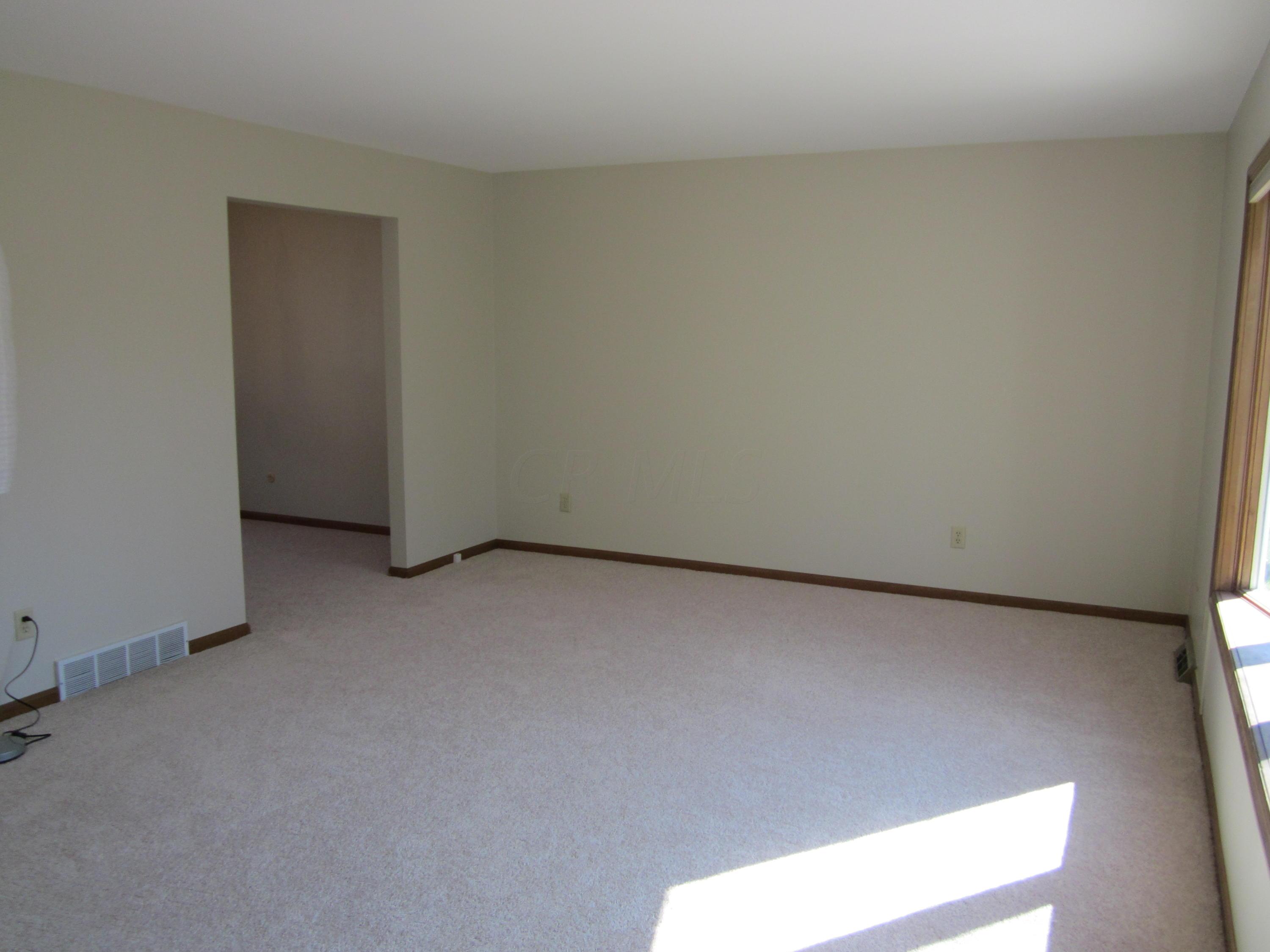 230 North Merkle Road Columbus, OH 43209 - Photo 6 of 33