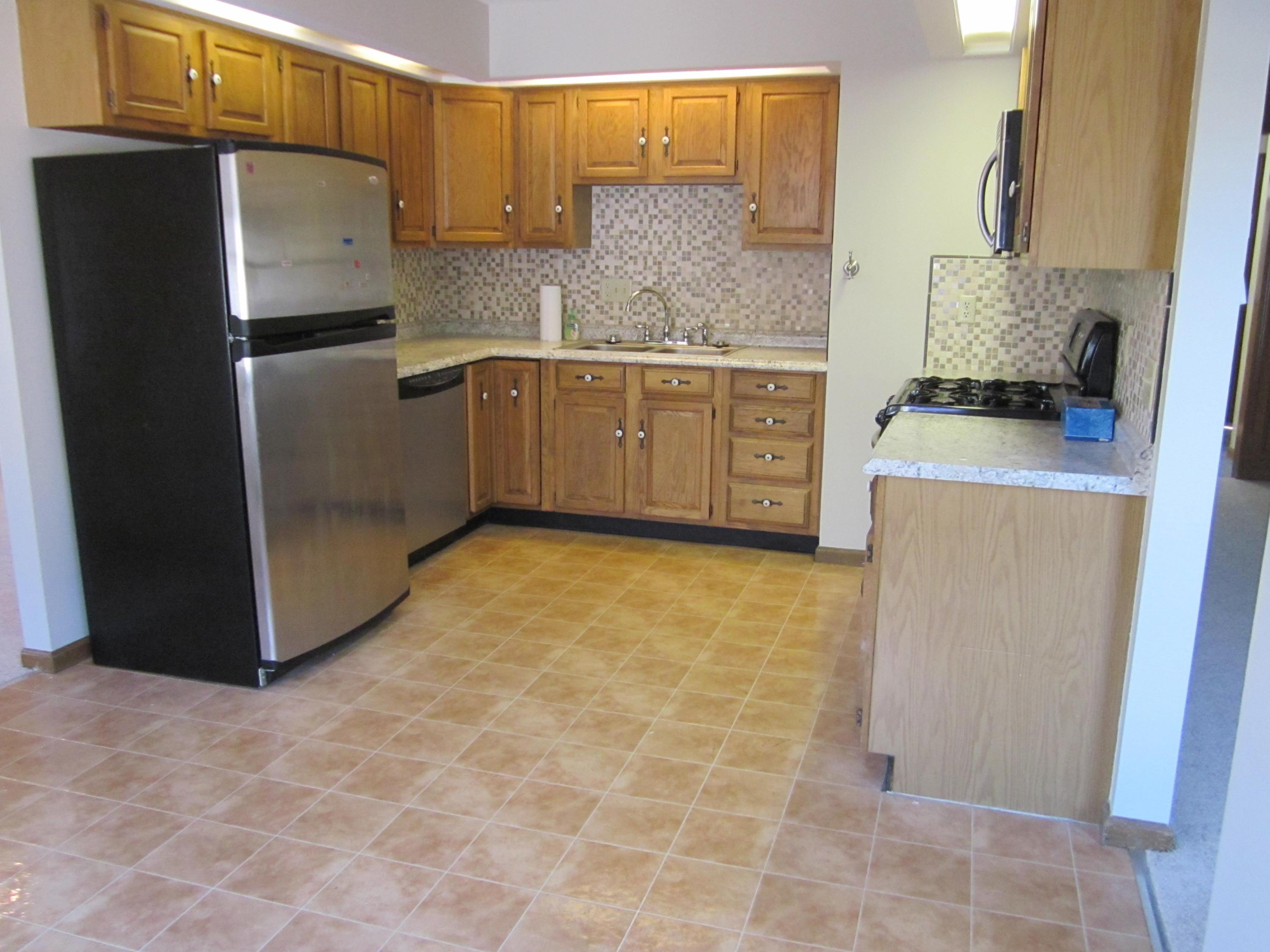 230 North Merkle Road Columbus, OH 43209 - Photo 10 of 33
