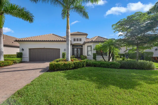 $2,075,000 | 3317 Belon Lane, Naples, FL 34114
