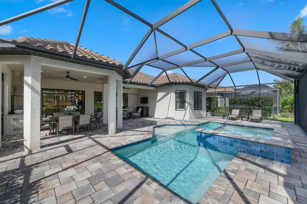 $1,999,999 | 3317 Belon Lane, Naples, FL 34114