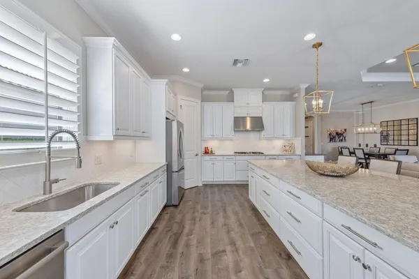 $1,999,999 | 3317 Belon Lane, Naples, FL 34114