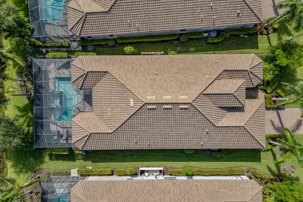 $1,999,999 | 3317 Belon Lane, Naples, FL 34114
