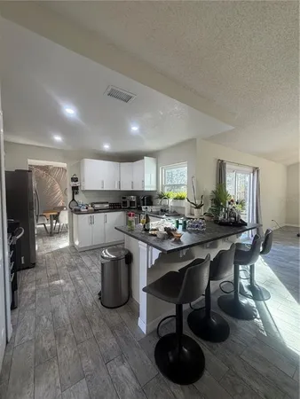 $2,600 | 548 Glen Haven Drive, Deltona, FL 32738