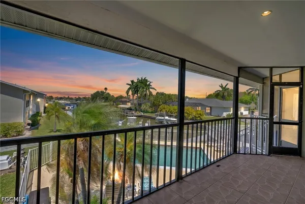 $164,900 | 4708 Southwest 8th Place, Unit 203, Cape Coral, FL 33914