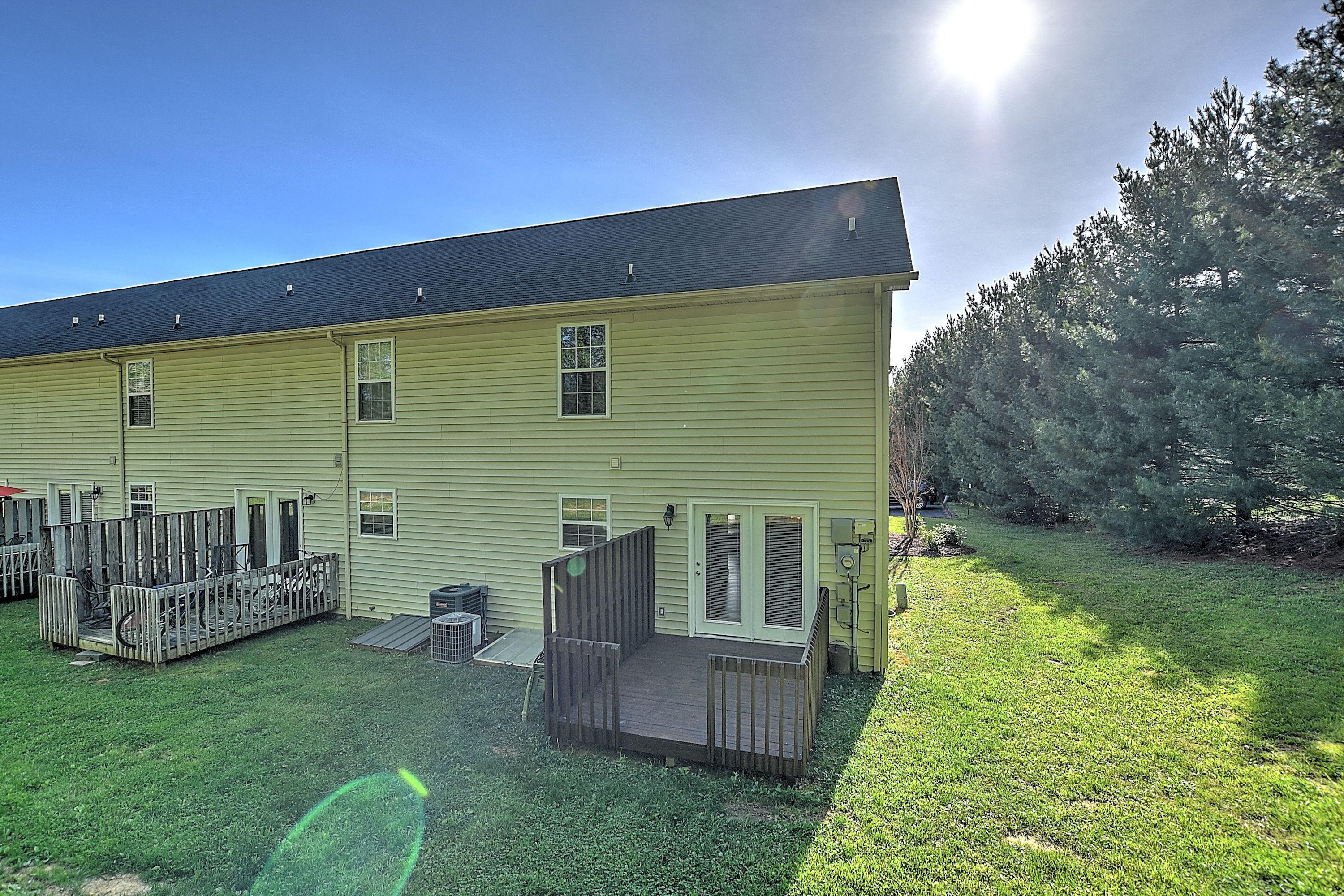 254 Booher Road, Unit D5 Bristol, TN 37620 - Photo 29 of 30 254 Booher_-30