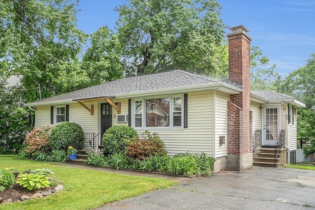 33 Wendover Road Worcester, MA 01606 - Photo 41 of 42 a view of a house with a yard and plants