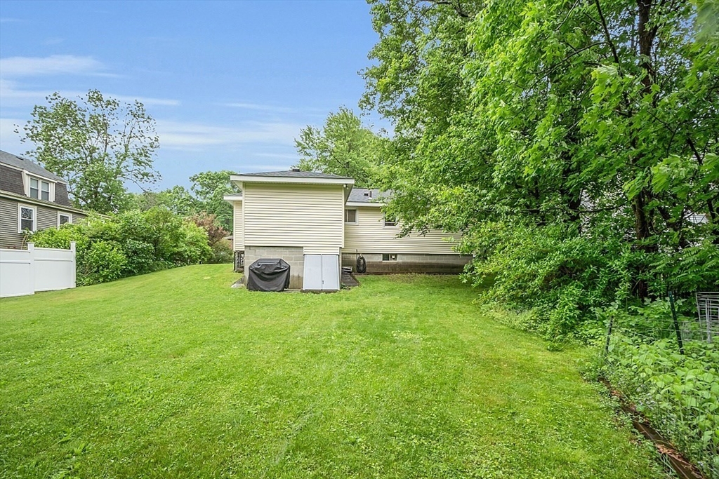 33 Wendover Road Worcester, MA 01606 - Photo 5 of 42 a house with trees in the background