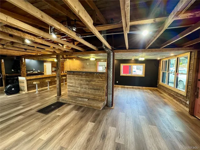 a view of an outdoor space