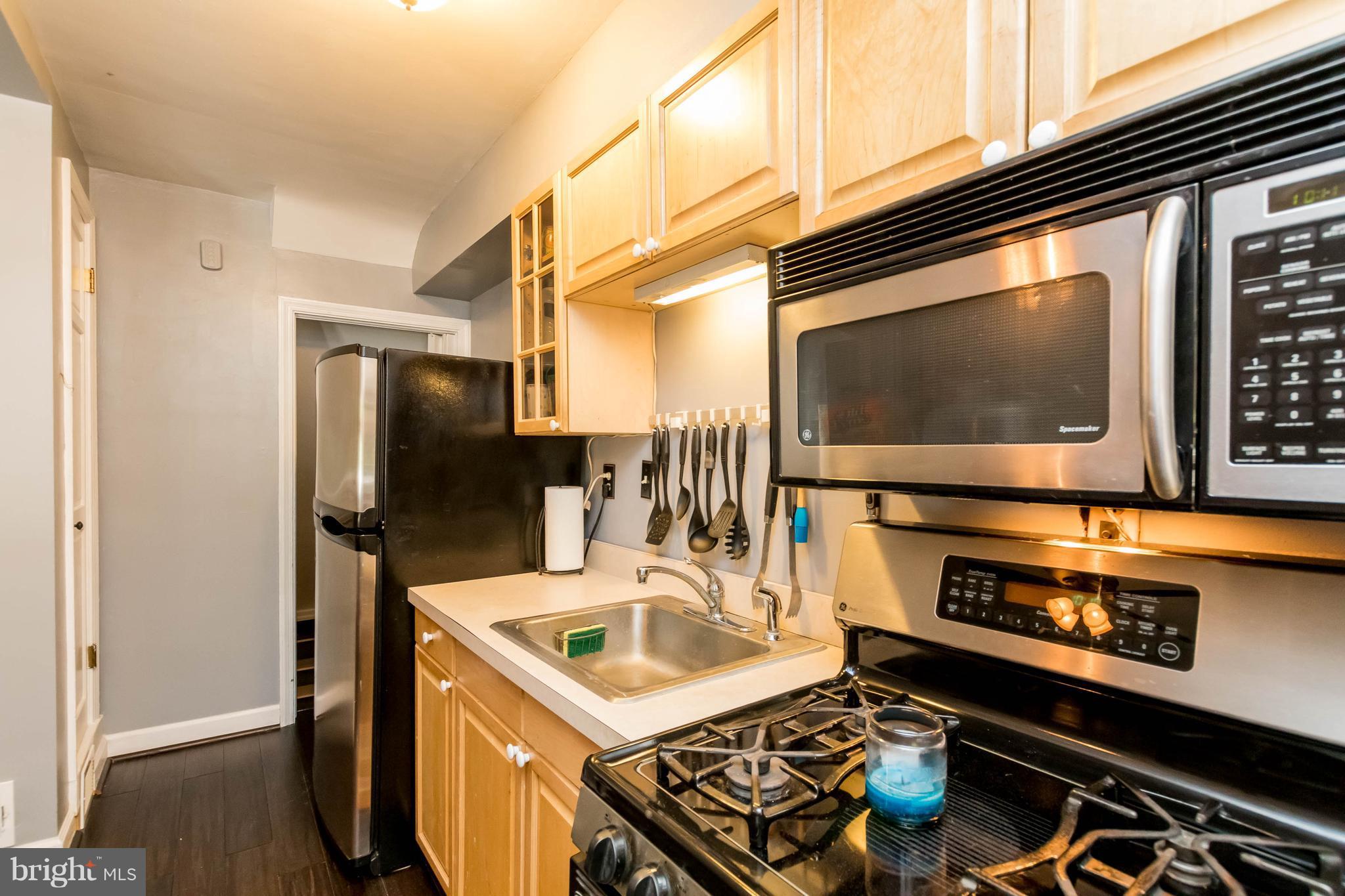 1616 Manor Road Baltimore, MD 21222 - Photo 8 of 20 Kitchen