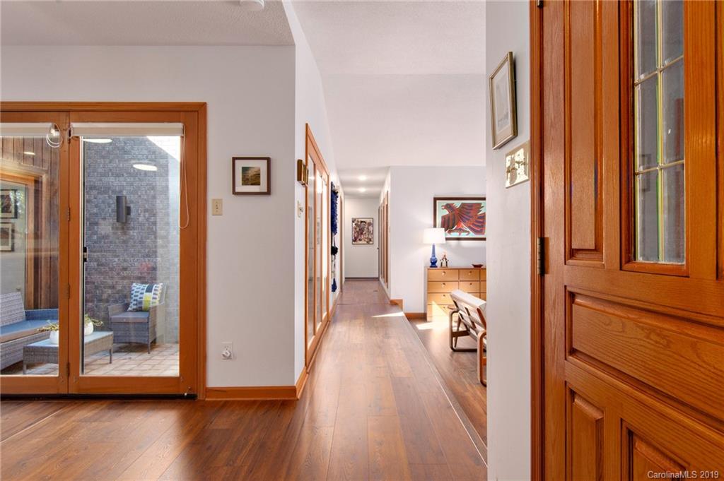 206 Riva Ridge Drive Fairview, NC 28730 - Photo 7 of 38 Gallery Image 7