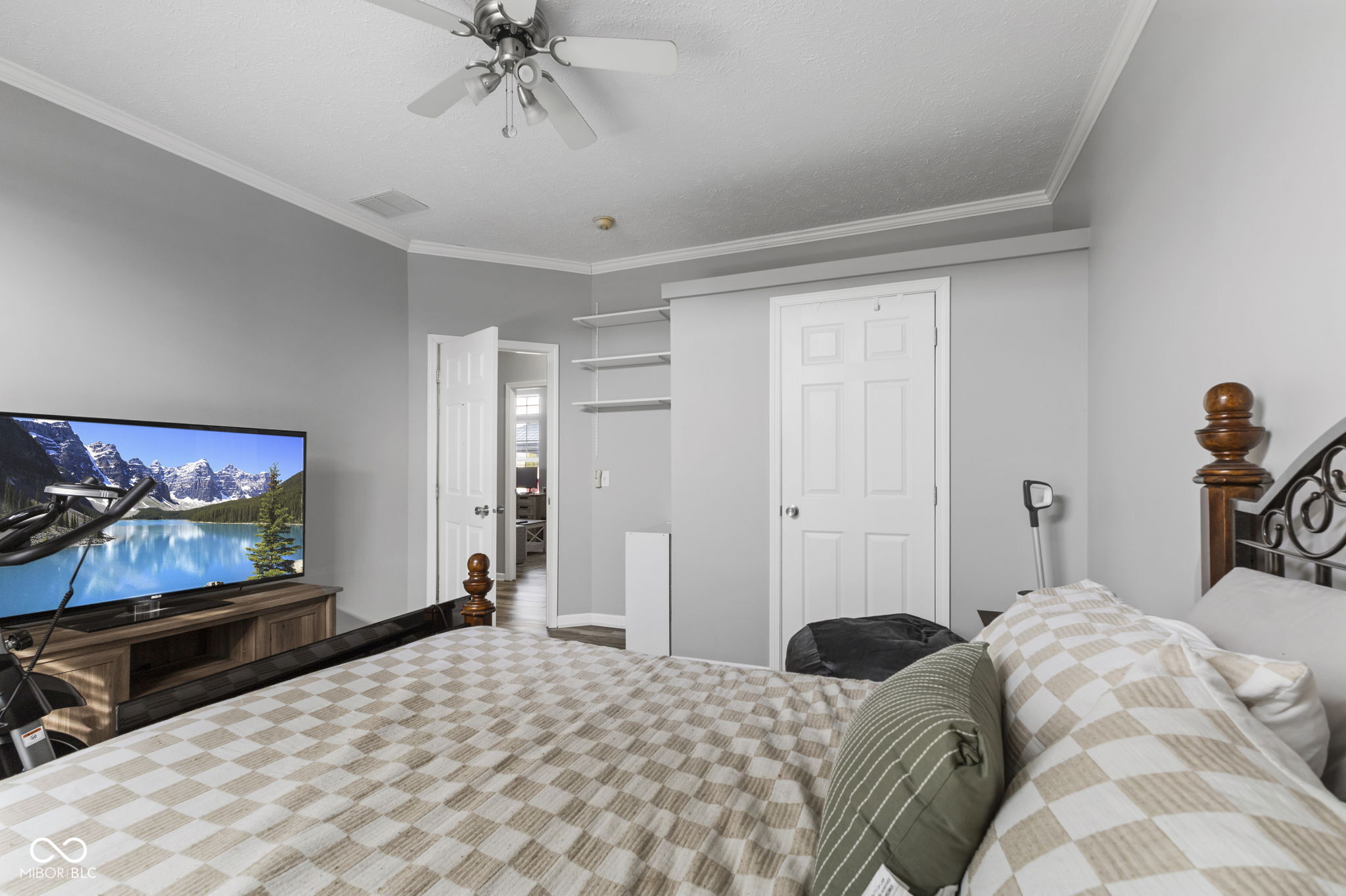 610 South Franklin Road Greenwood, IN 46143 - Photo 20 of 23