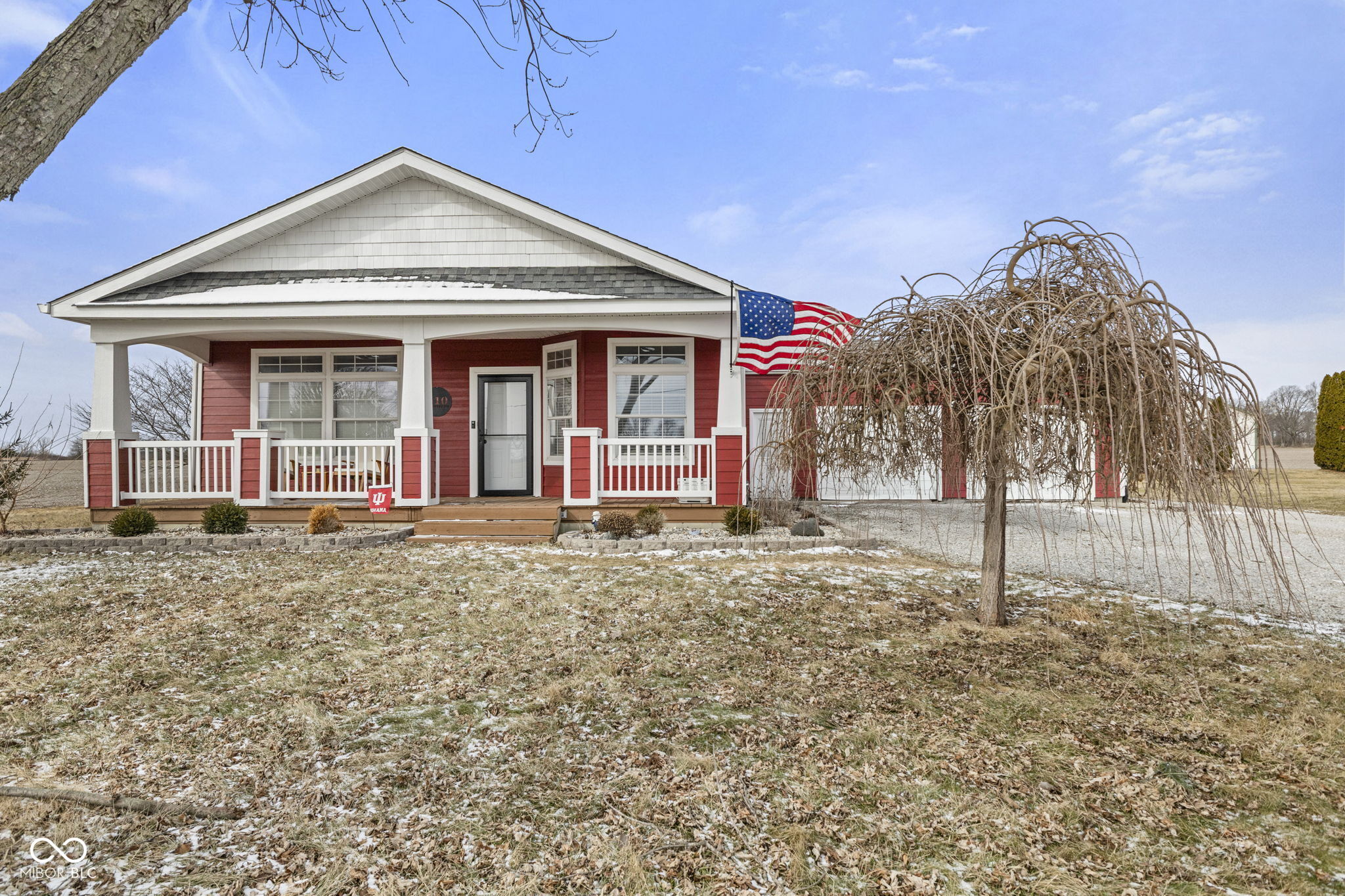 610 South Franklin Road Greenwood, IN 46143 - Photo 2 of 23