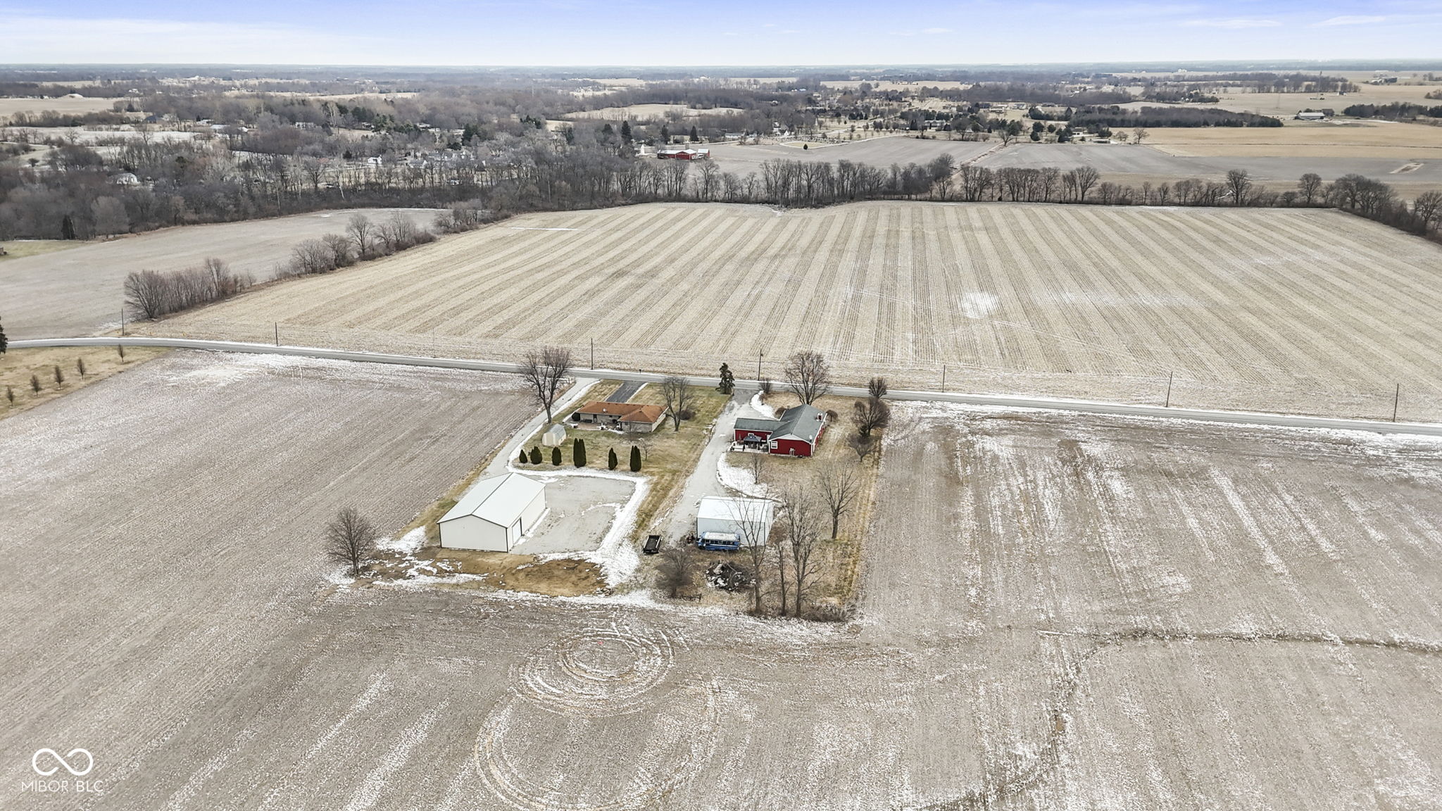 610 South Franklin Road Greenwood, IN 46143 - Photo 4 of 23